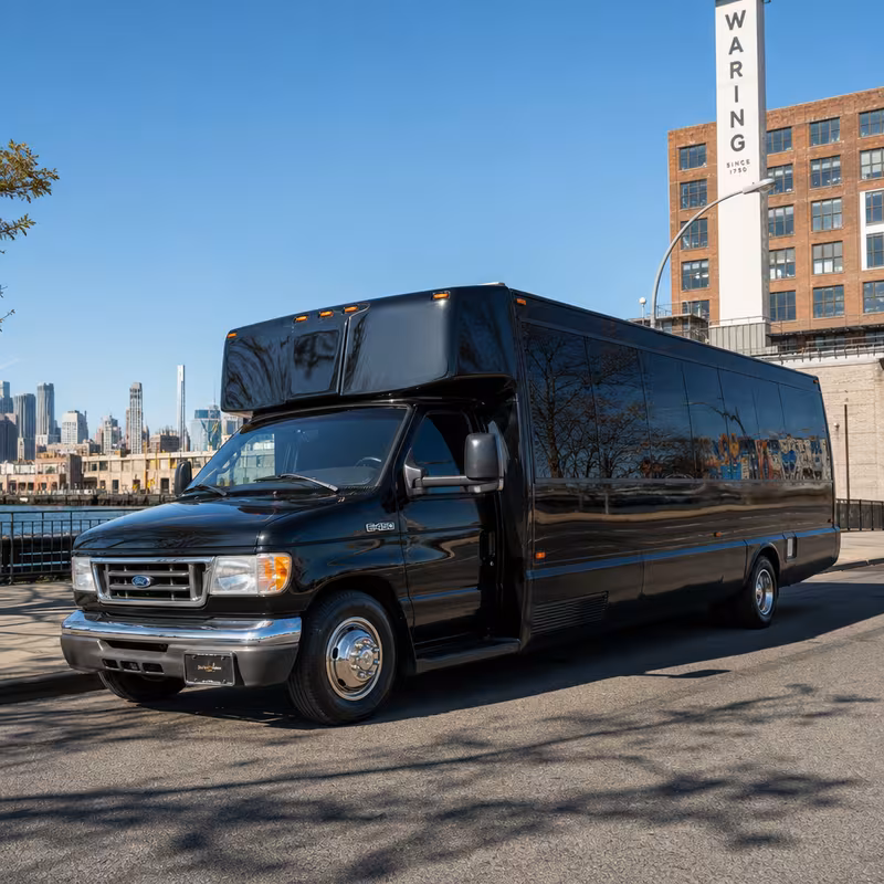 25 Passenger Party Bus
