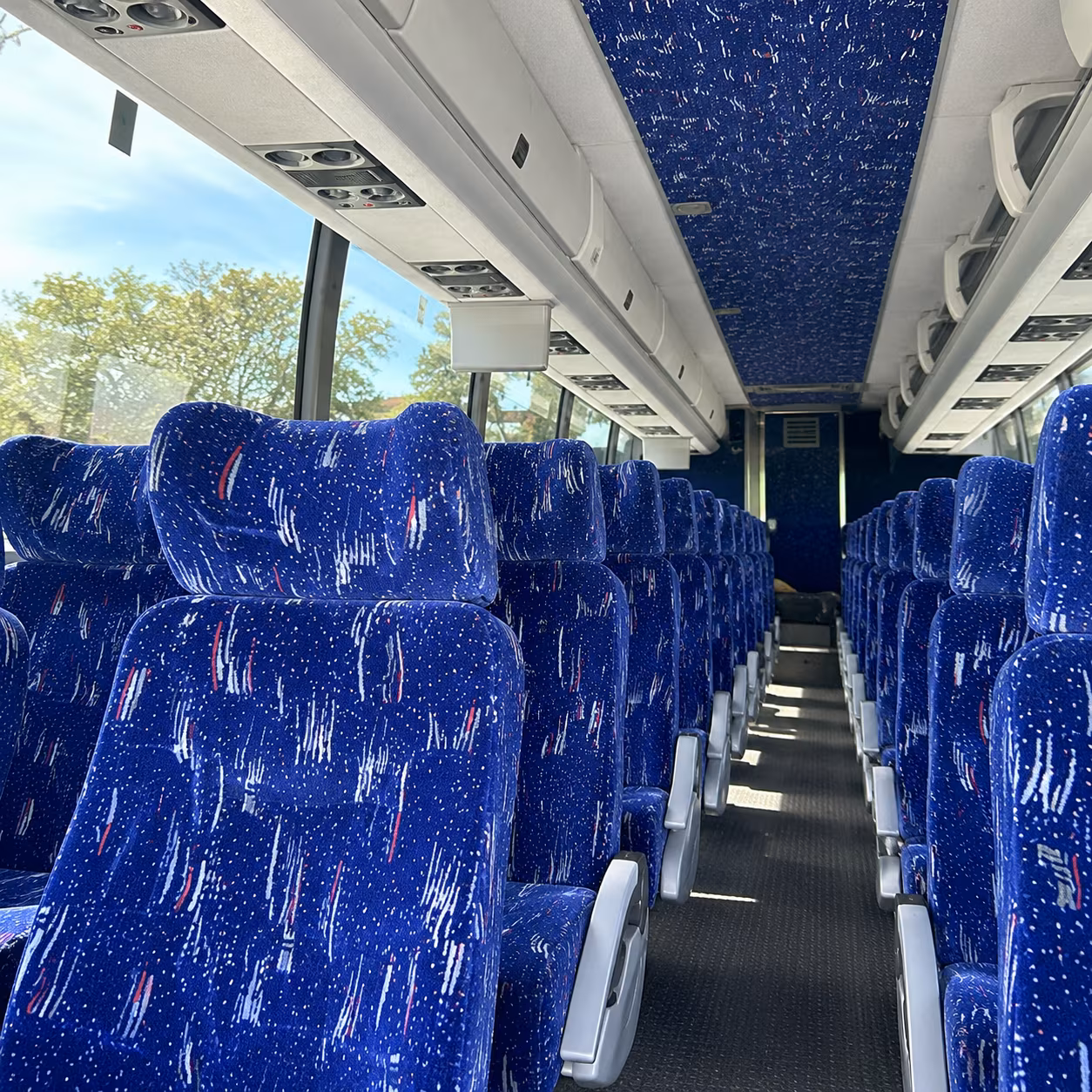 Manhattan Airport Shuttles & Transportation