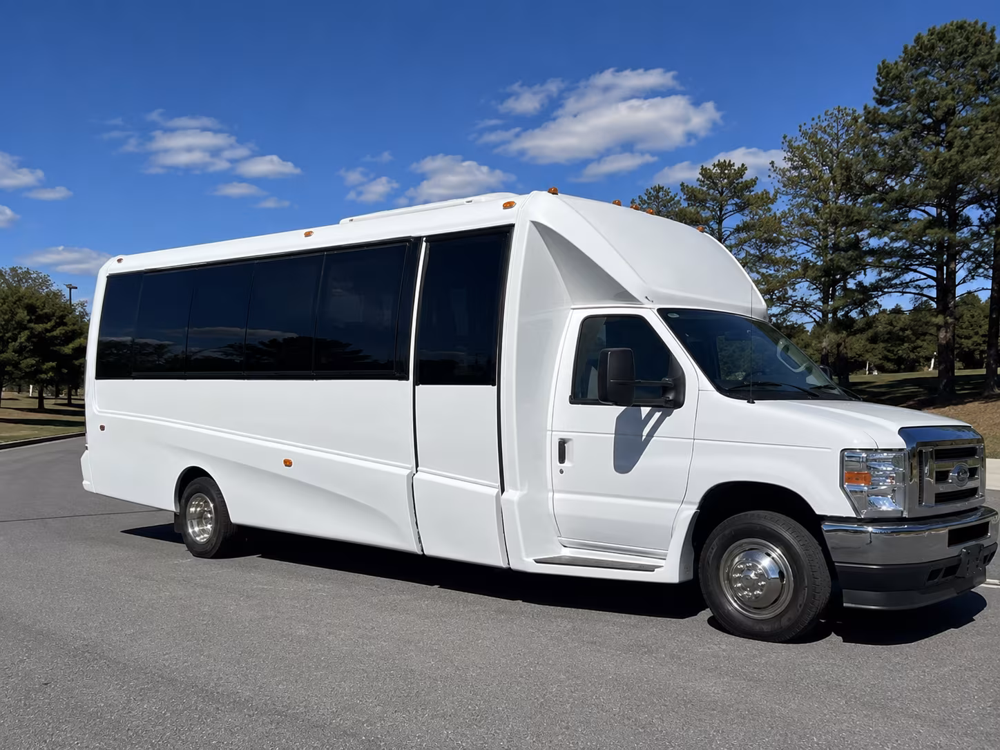 Queens Birthday, Sweet 16, & Quinceañera Party Bus Rentals